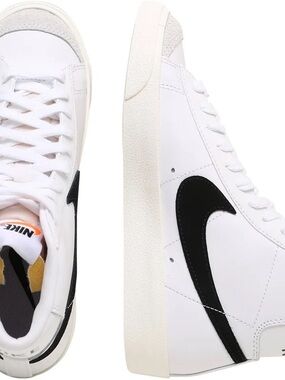Nike Blazer Mid ‘77 White Sneakers